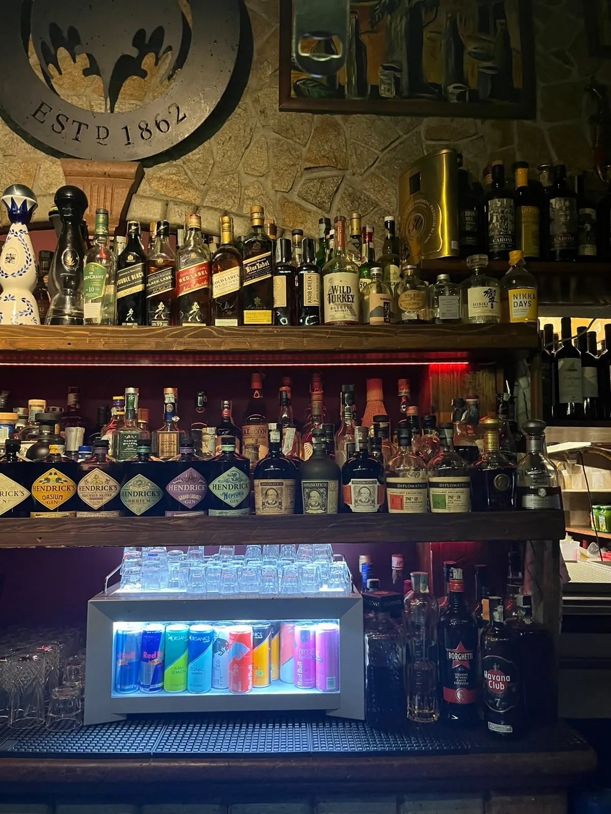 Bancone e distillati del Mojito